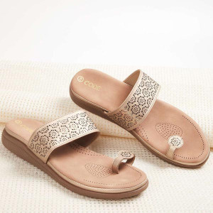 "Women Laser-Cut Flat Sandals "